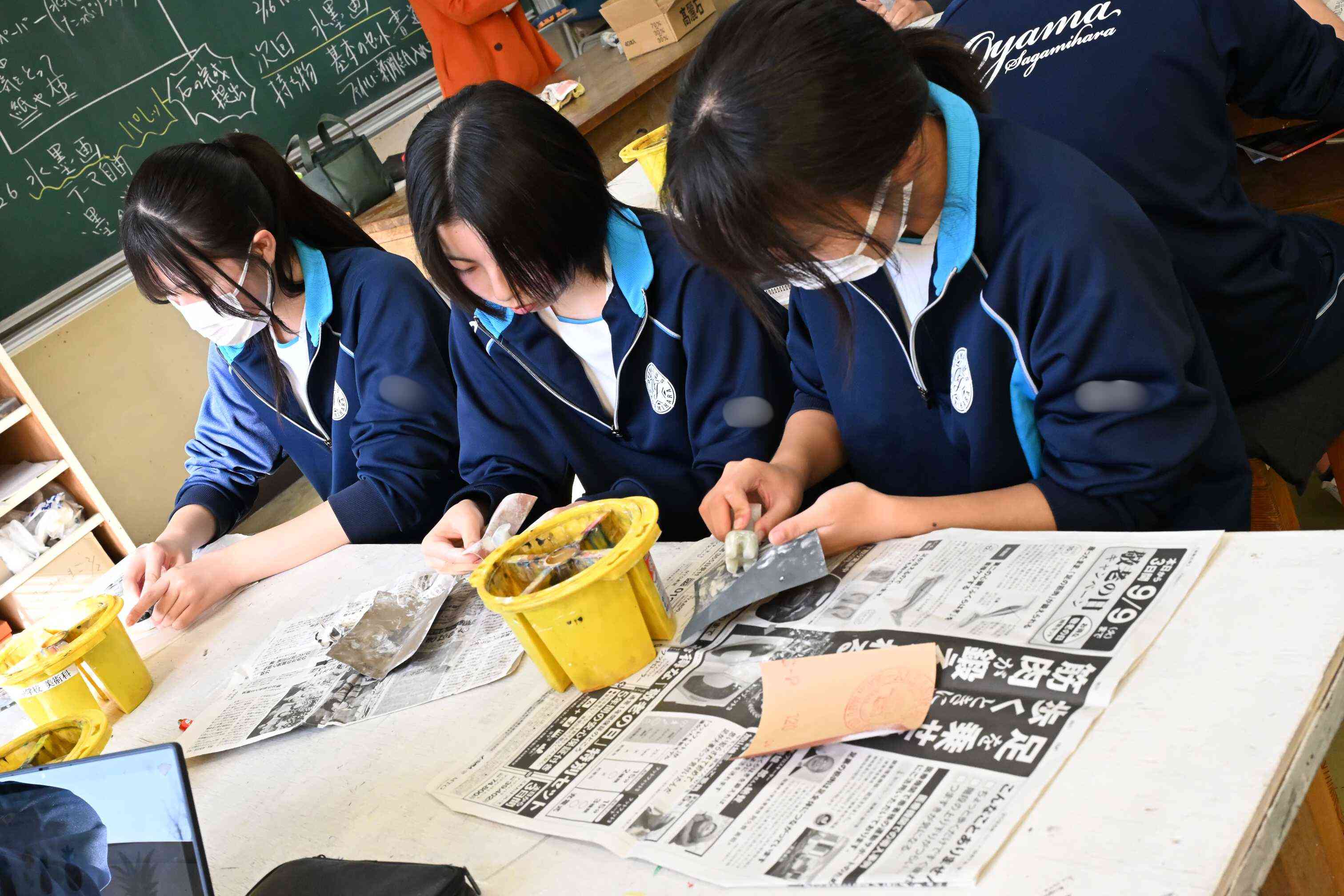 b27ffe26-c49e-49a4-8f89-c41a20ef32f6