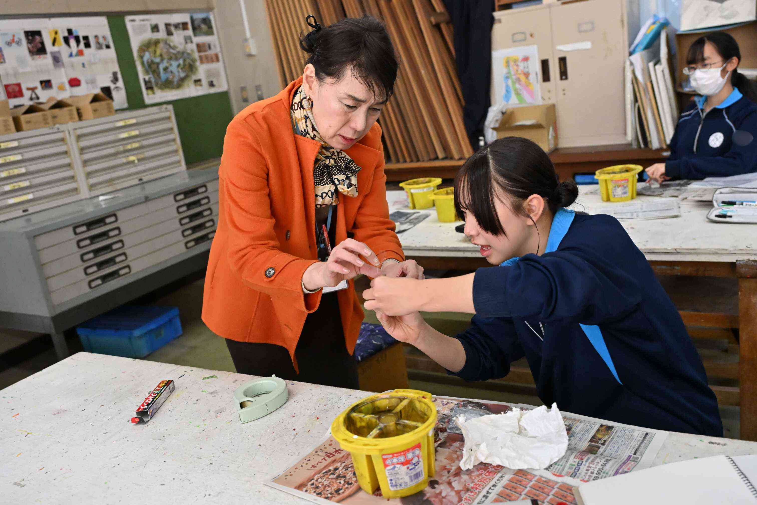 f21a0d37-3399-48c0-9ed3-e25d7b50d798