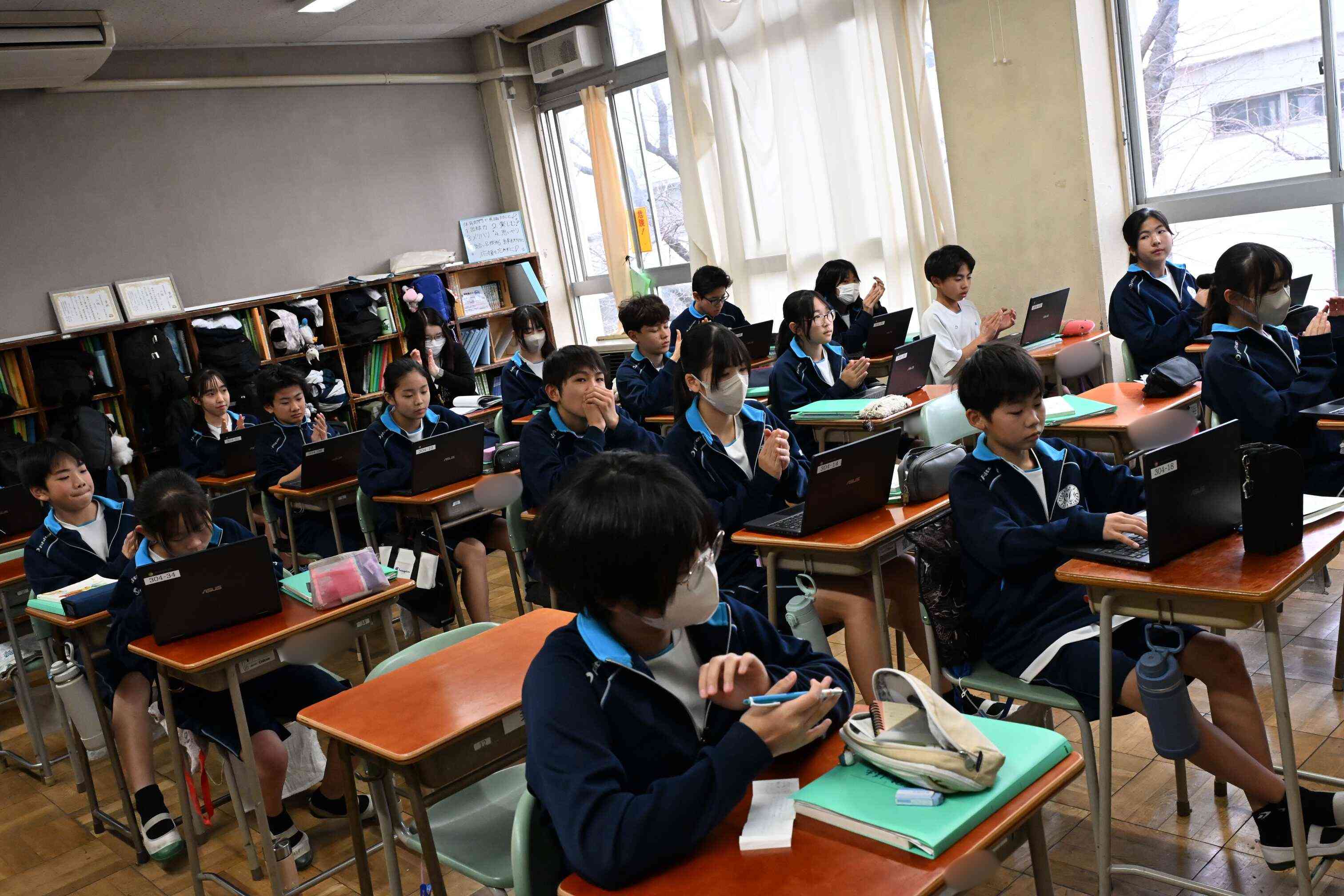 5b2ad415-8cb0-404f-9384-140233ae136b