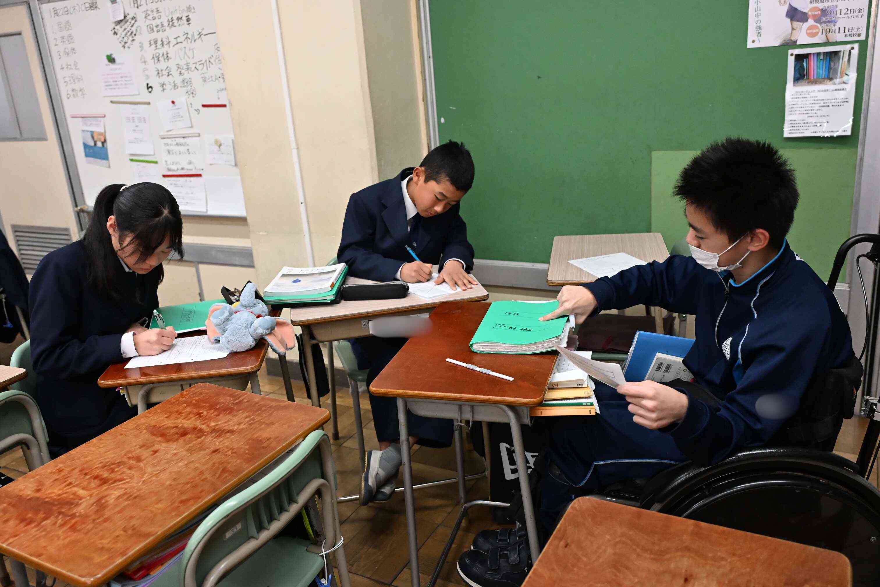 589c9284-d474-4ddf-97ef-e95c514ef5e1