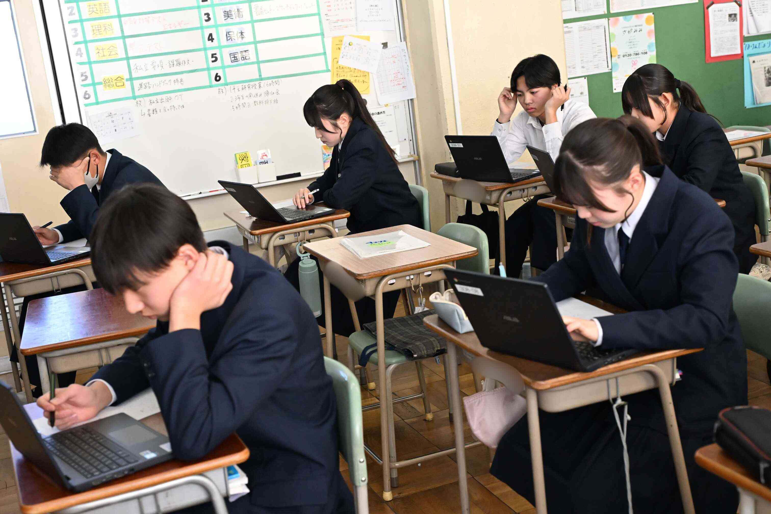 ad4ad656-6f78-4423-99c1-40a535827829