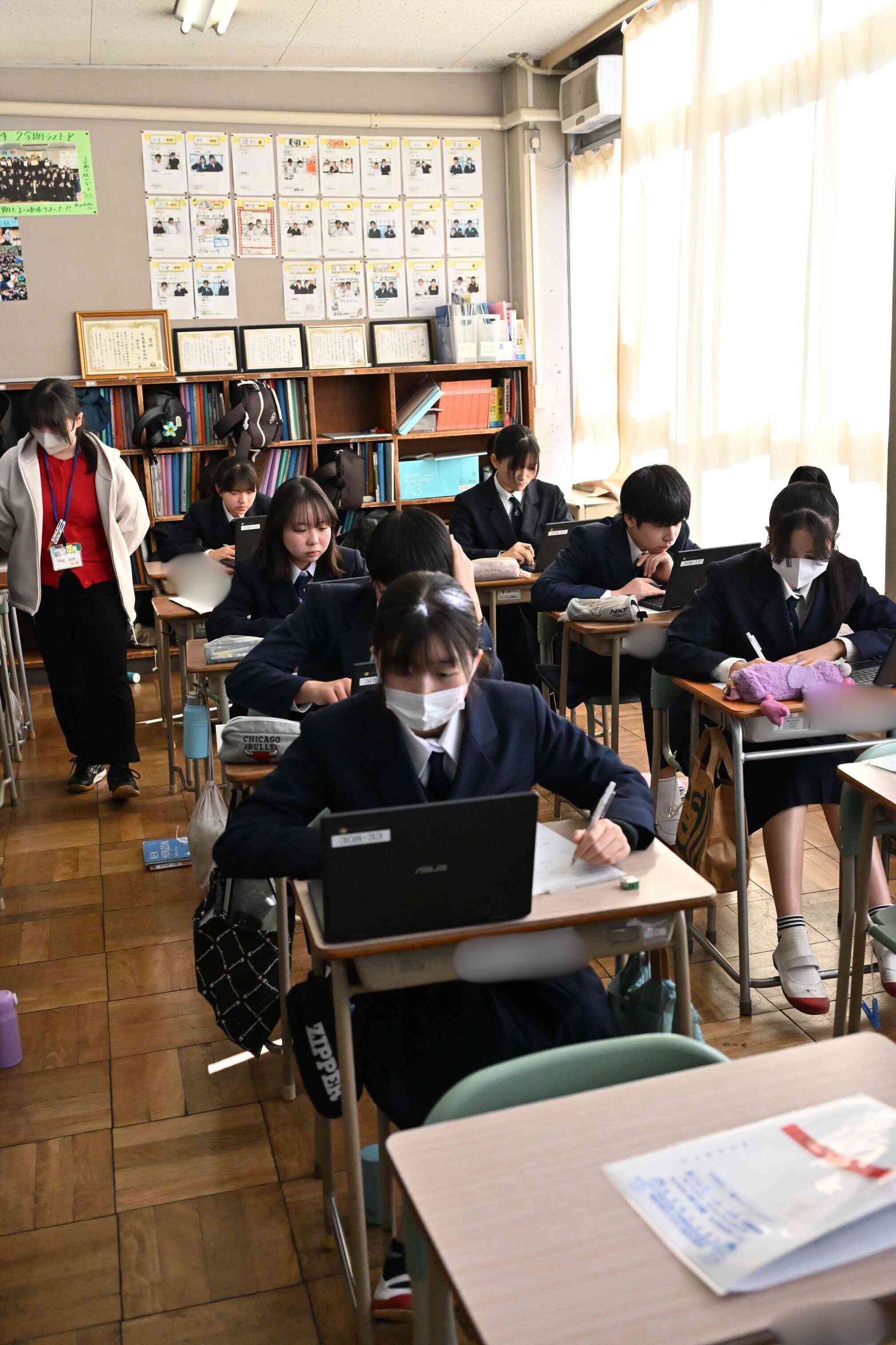 28dd4937-d735-4d33-9853-514ac8f69524