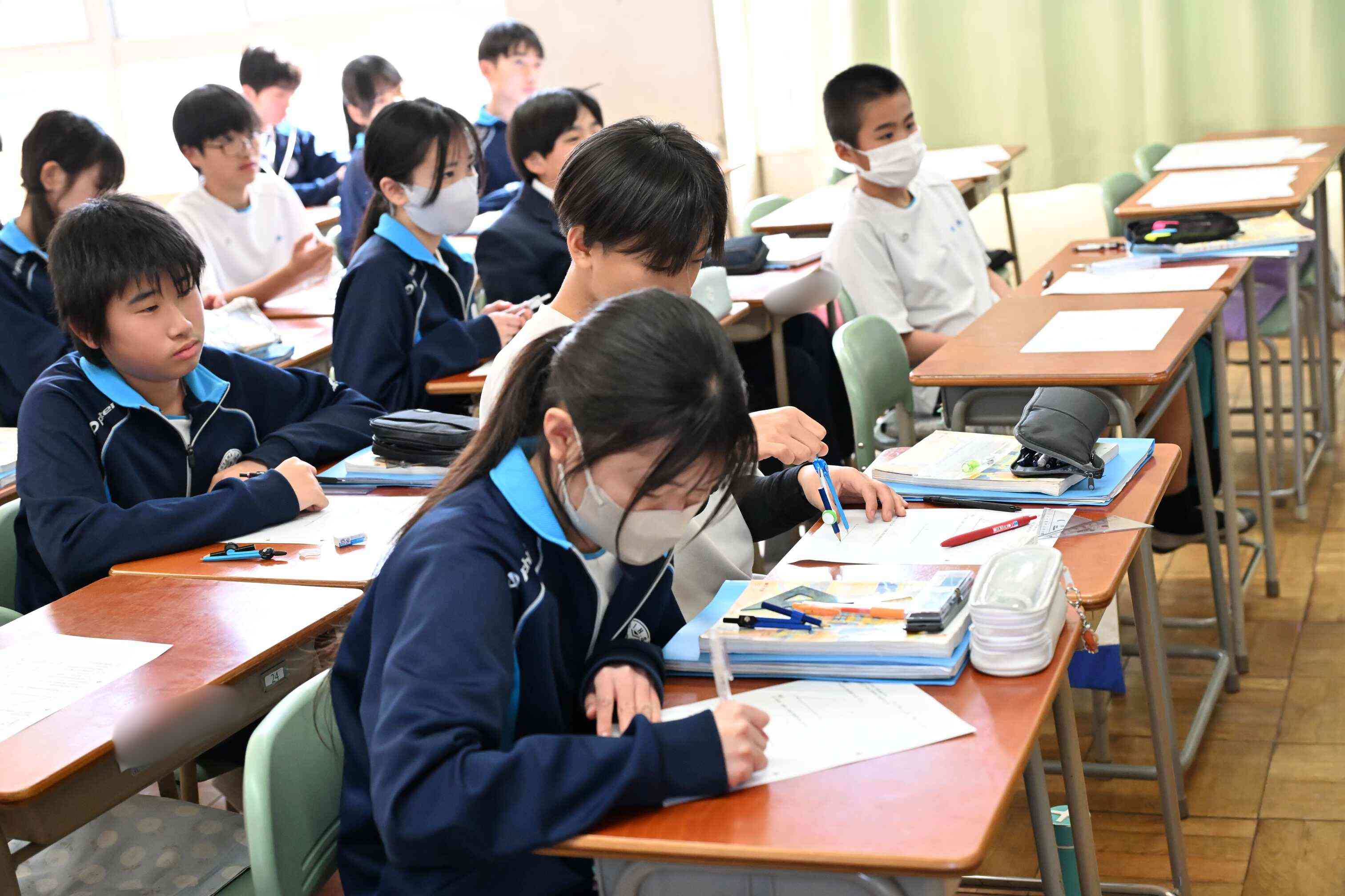 951b2aa8-a8c7-4f8b-b297-ed66472353e9