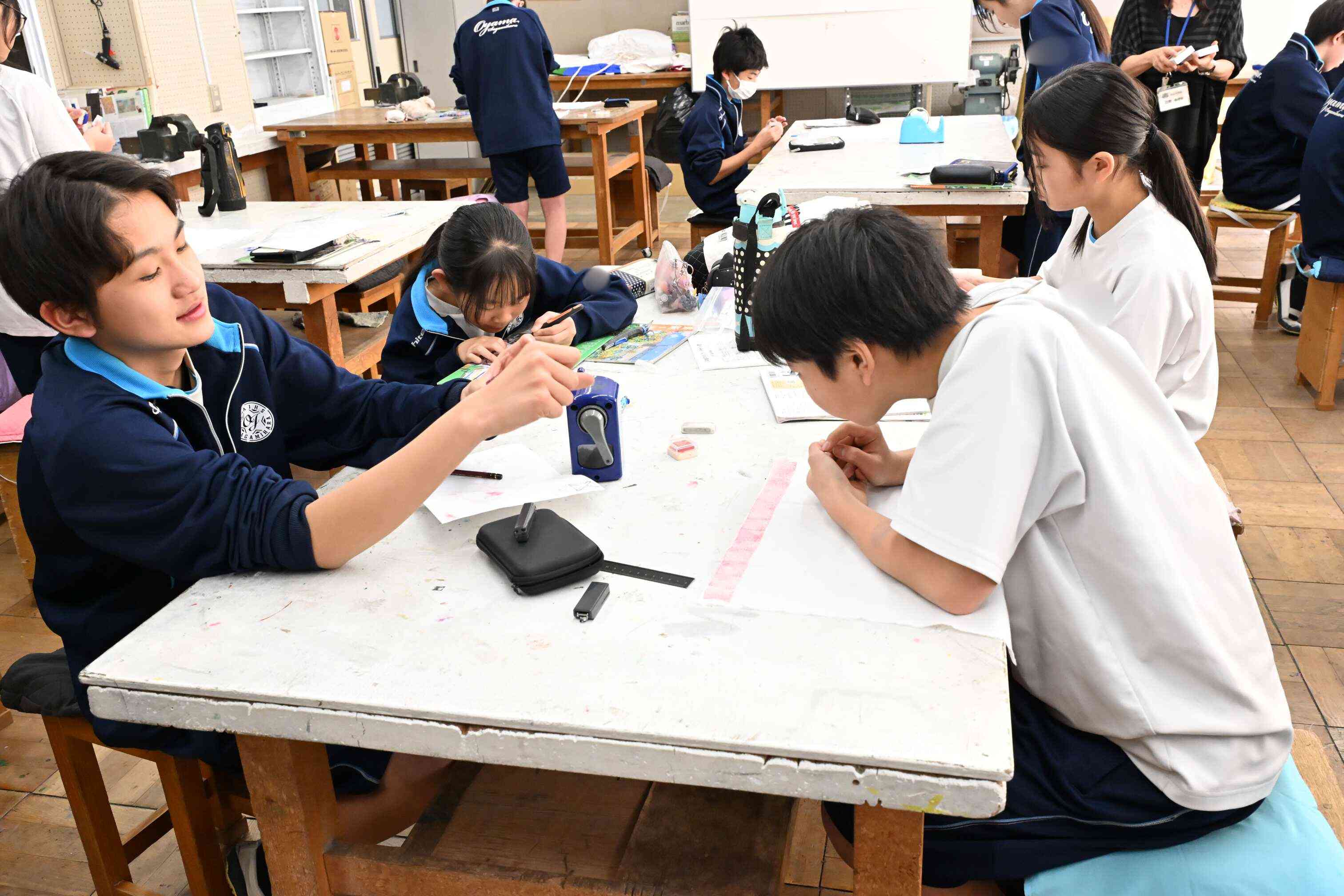 c2f77147-f307-4c9a-917e-7e544d9b722c