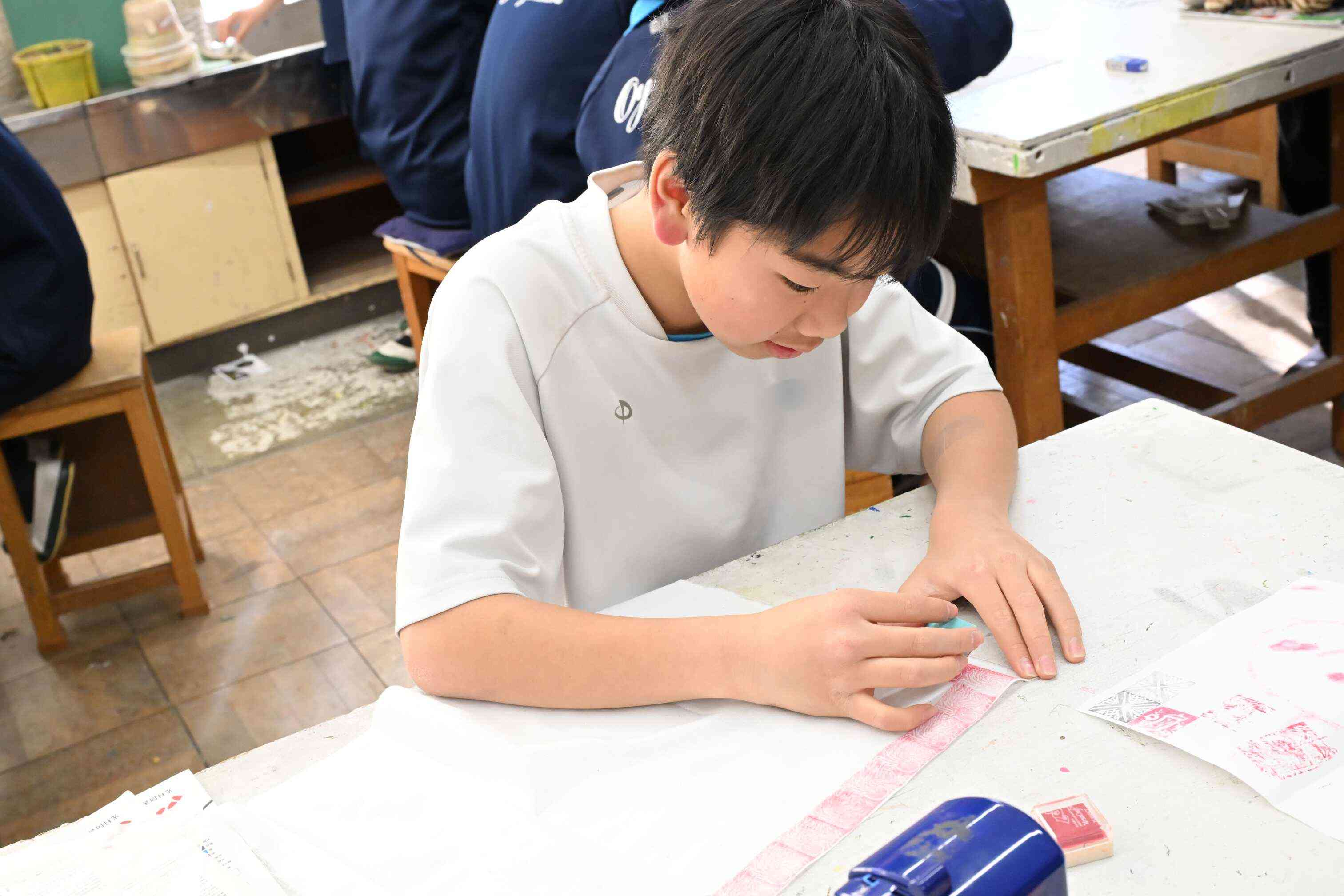 b3771bfb-dd1e-49e0-acce-a478a95d648d