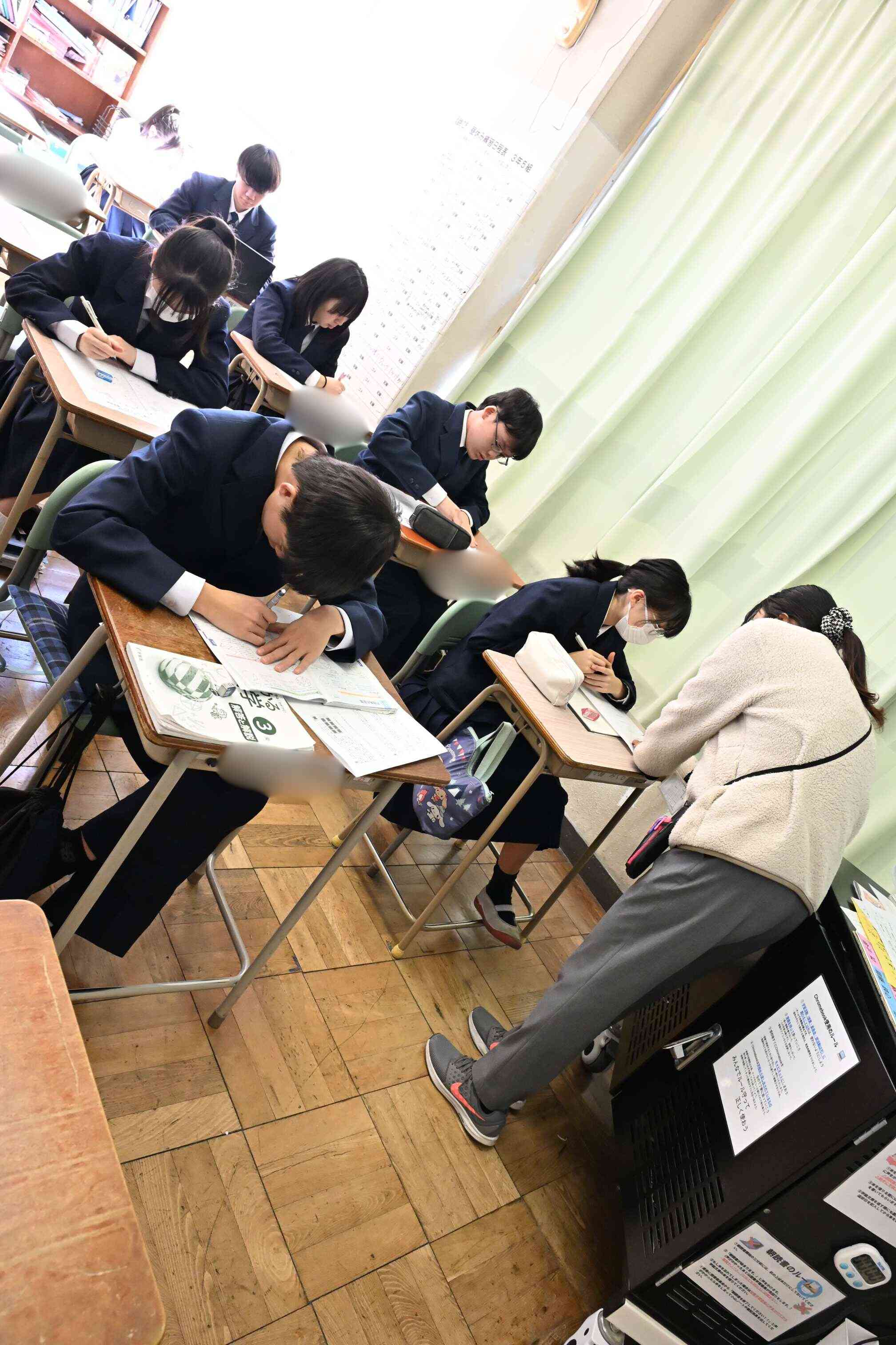 69fbb629-02af-46e0-8c68-bc94f9665c76