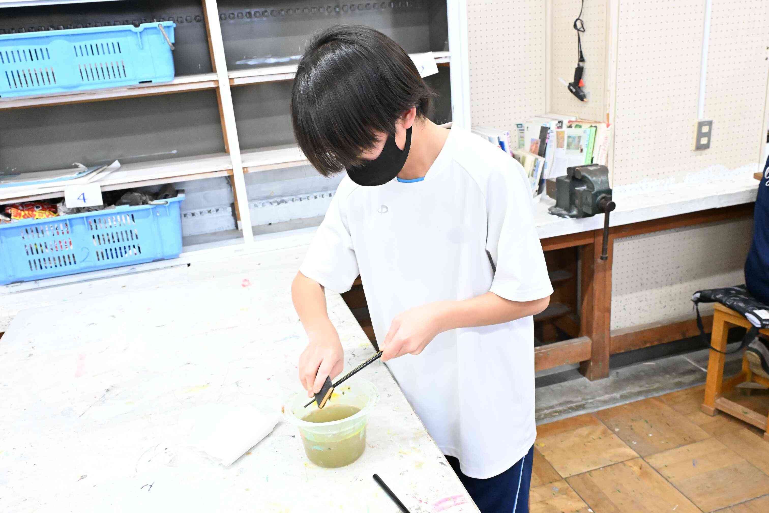 259c4aa4-2c47-4c4c-83d2-887713ef0f8d