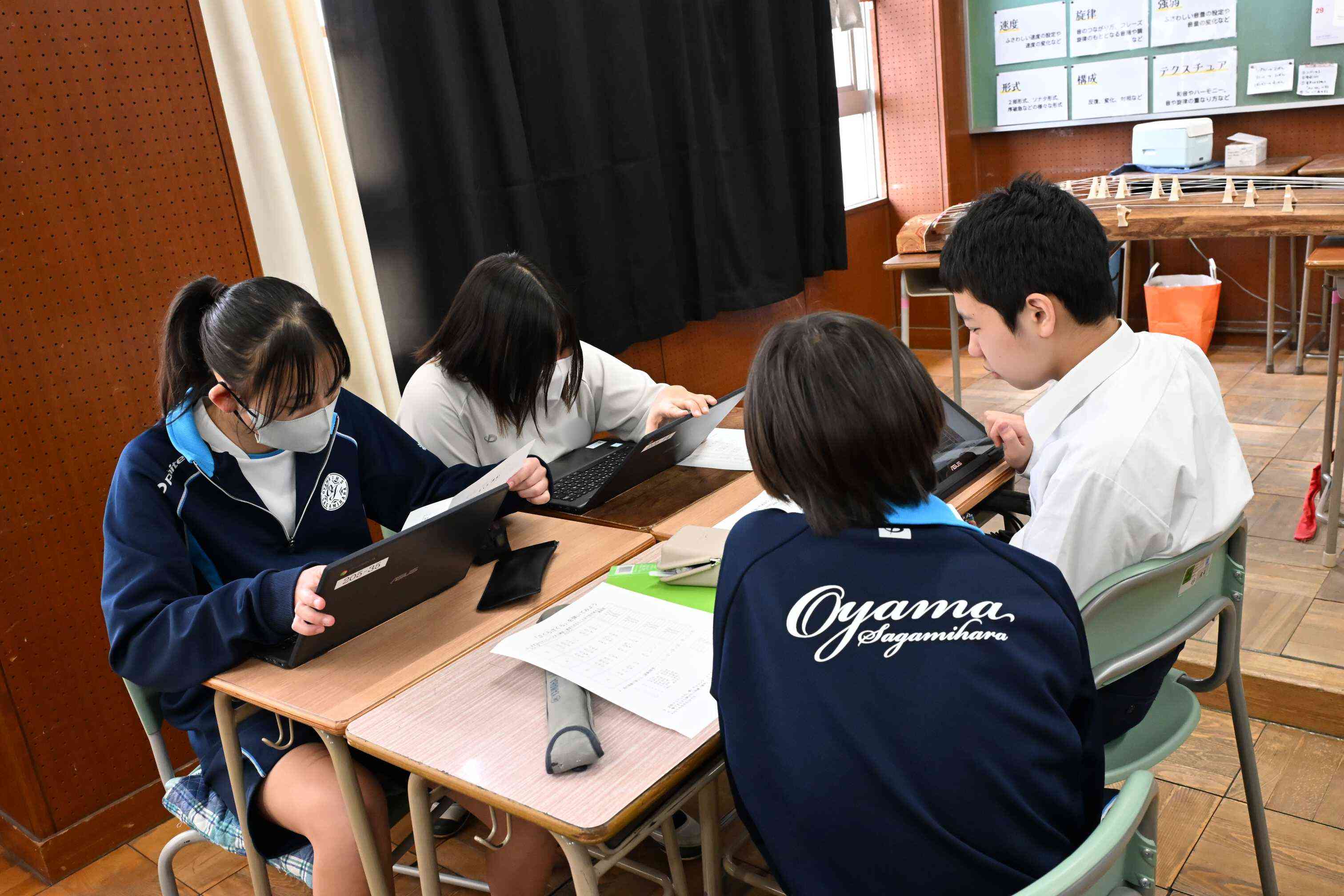 d8e835a8-a14e-401c-9f84-9ee5603a6140