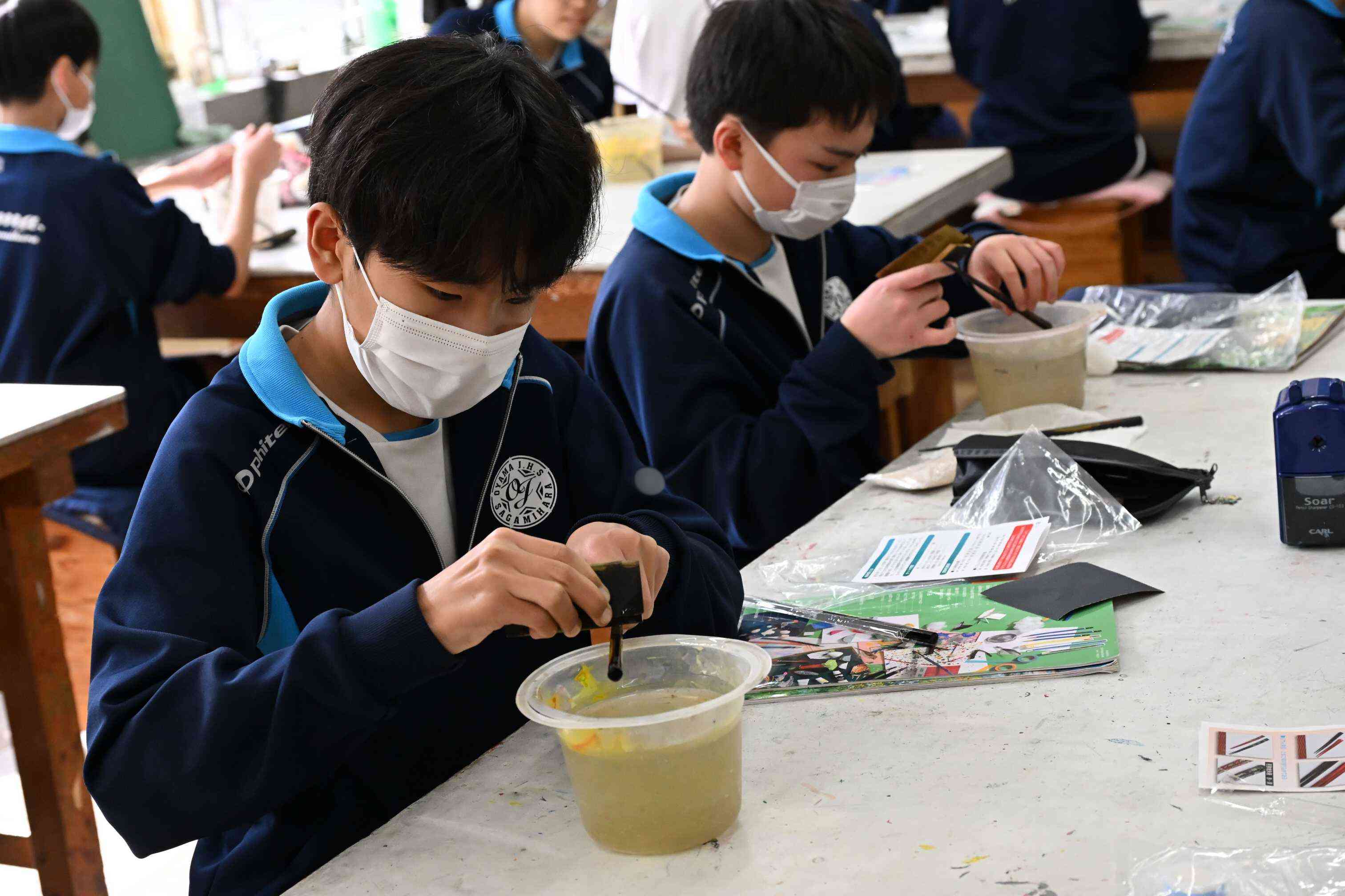 5ff30bc7-dabc-4d3d-b030-5e3d35e755c1