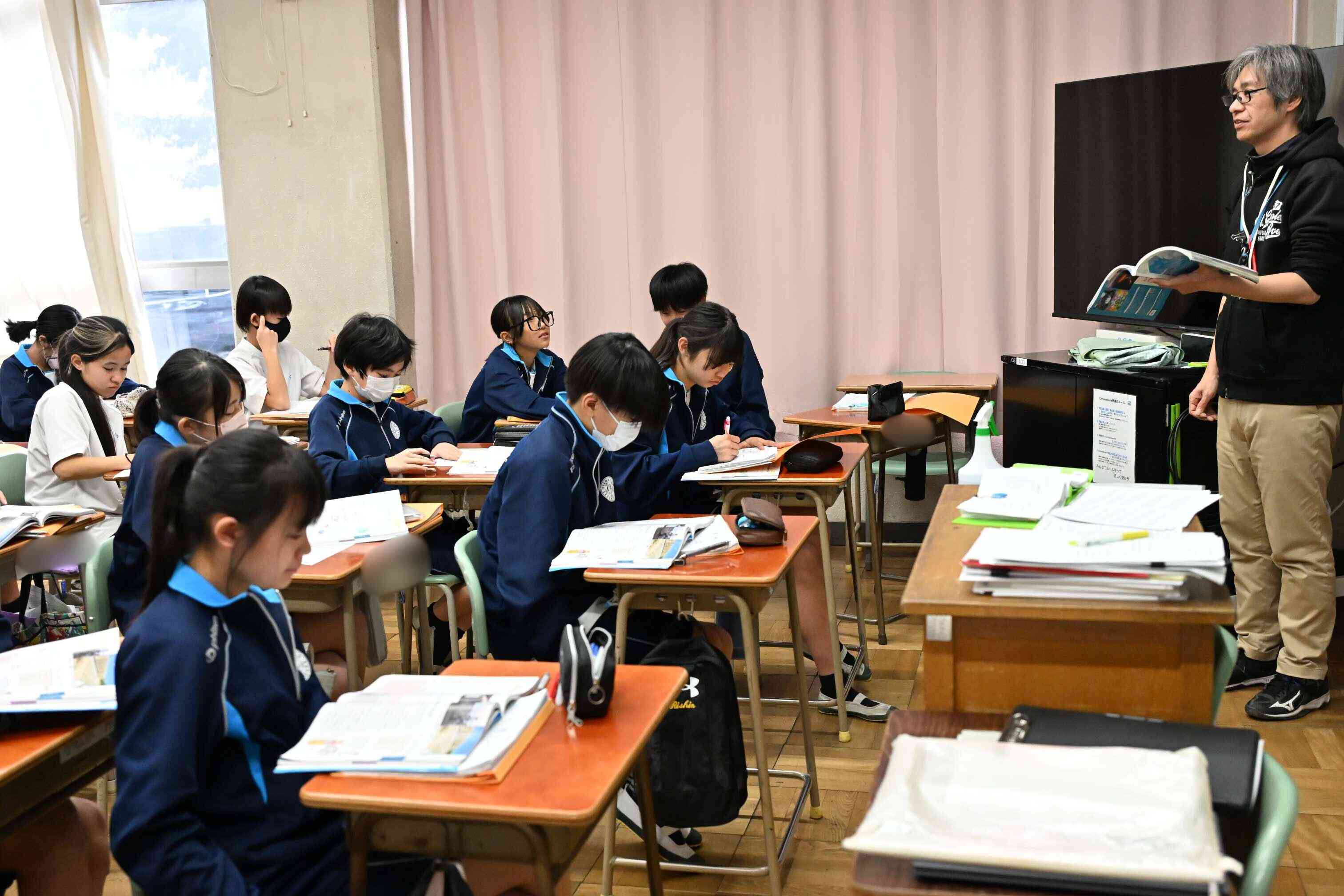 fa544094-eaff-4dda-8691-7c060df34c8d