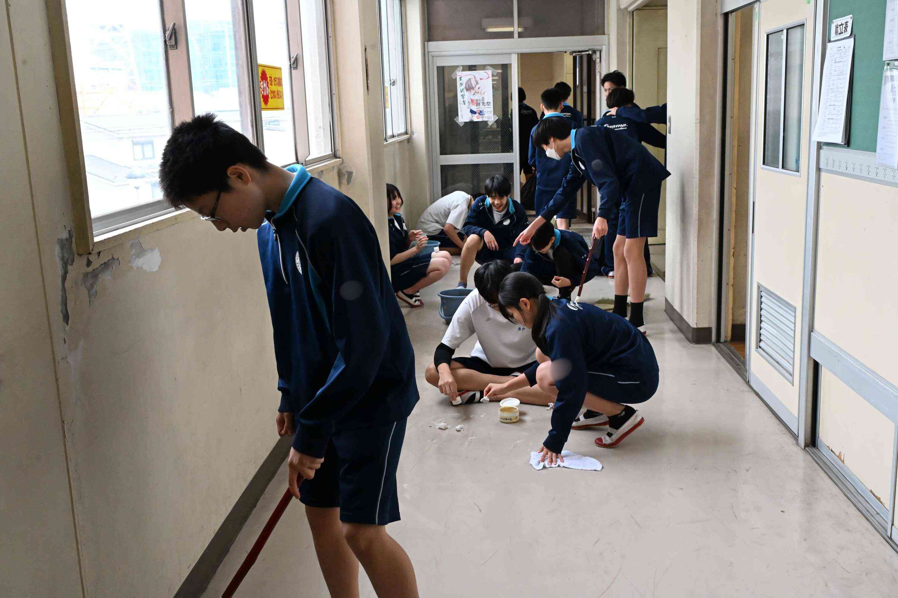 eb4d8c36-1003-4c43-84d7-61d06f81b24b