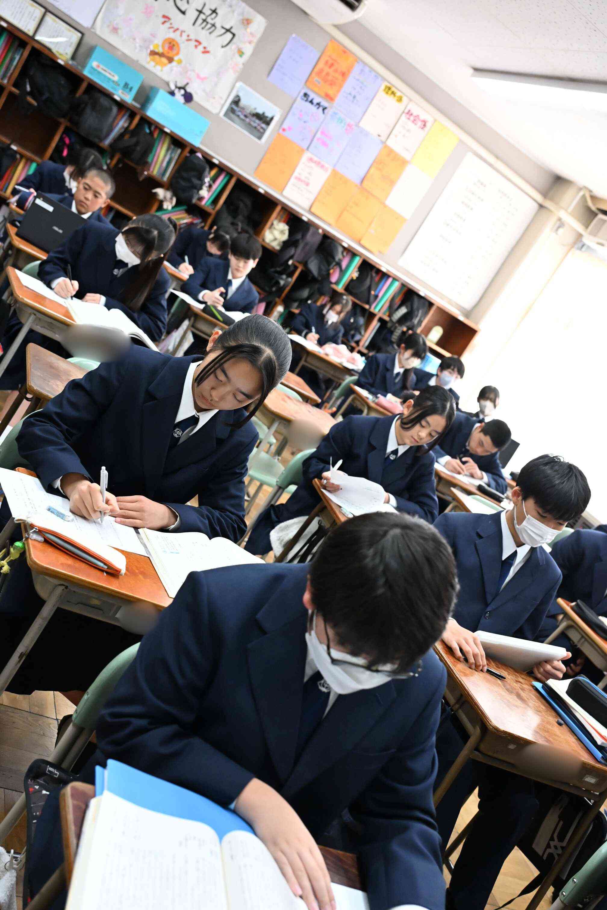 ad983866-e4e2-4b5c-a8e8-27aff0697945